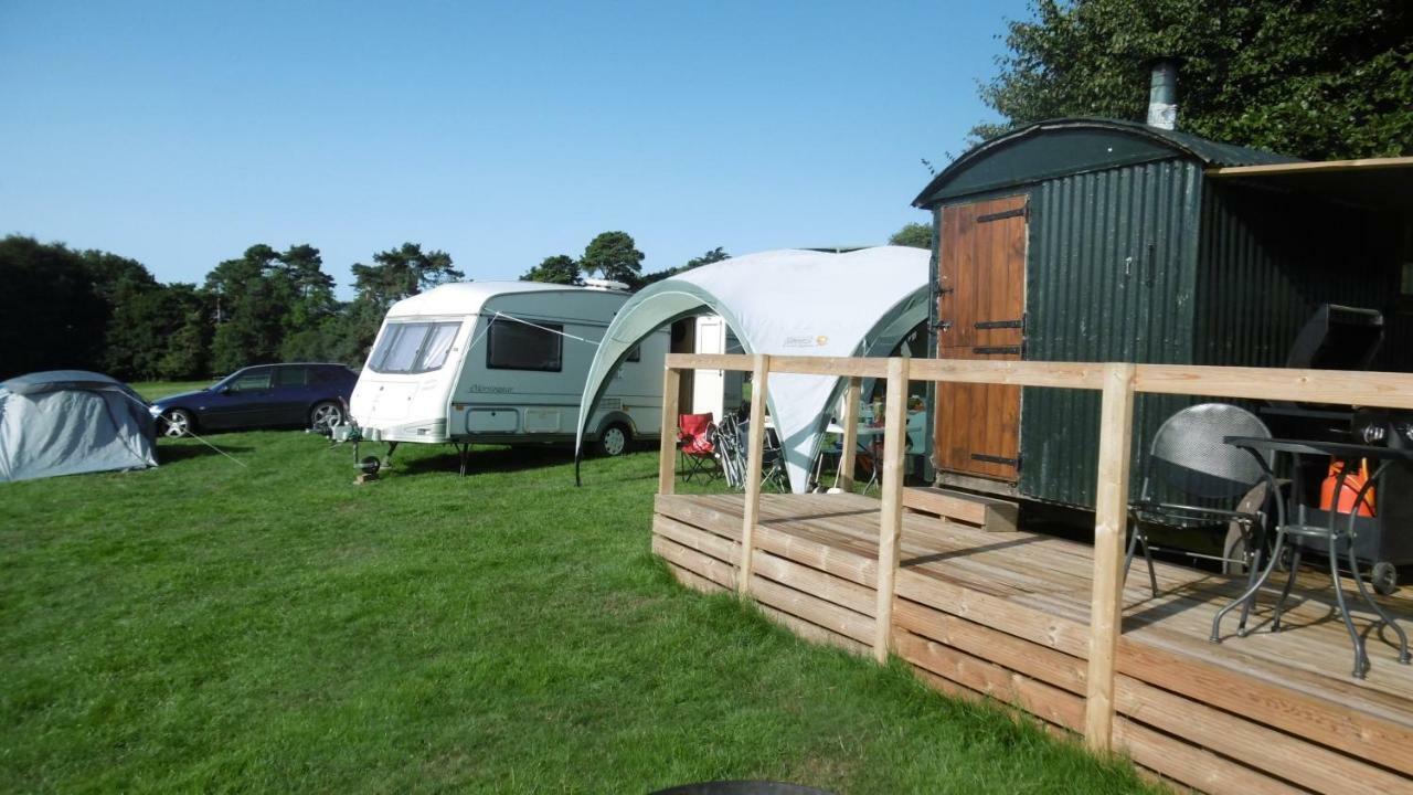 Shepherd'S Hut Blandford Forum Exterior photo