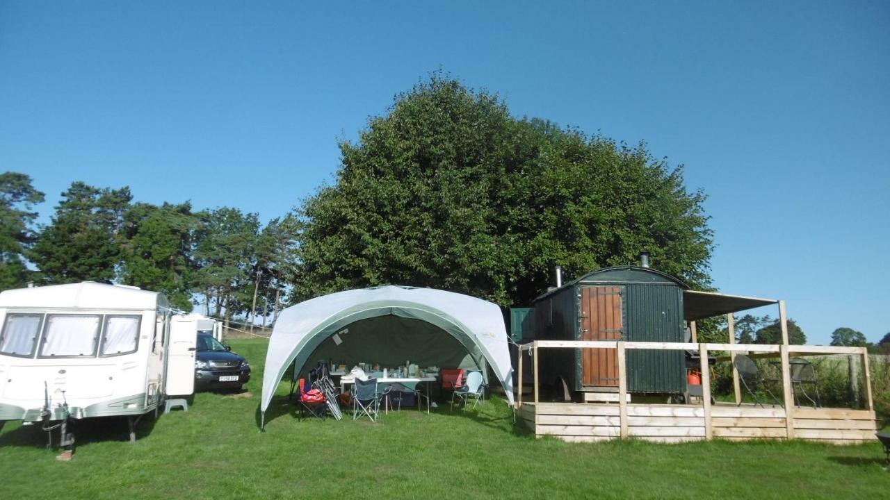 Shepherd'S Hut Blandford Forum Exterior photo